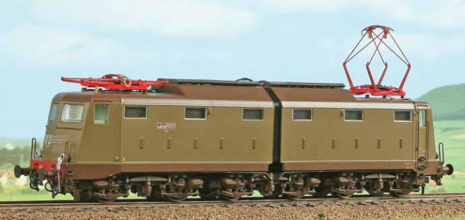 Electric locomotive E.645 first production series<br /><a href='images/pictures/ACME/acme60142.jpg' target='_blank'>Full size image</a>